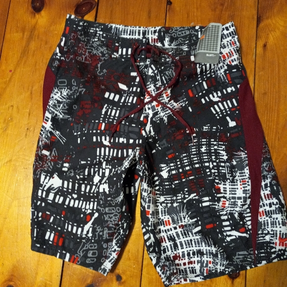 Nike Other - NWT NIKE mens multi colored swim shorts size 32 W